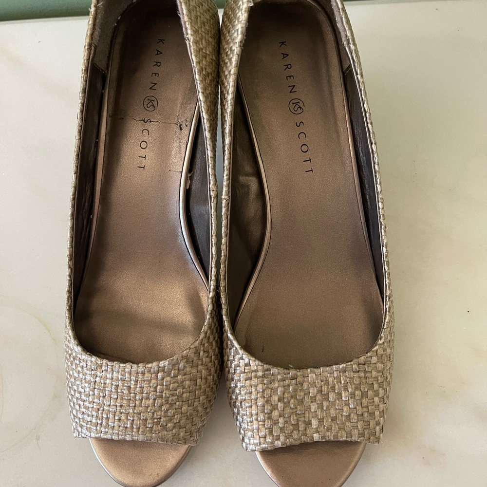 Karen Scott Mory peep toe heel gold. Worn once, no signs of ware.